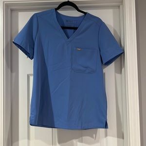 Figs One Pocket Top in Ceil Blue